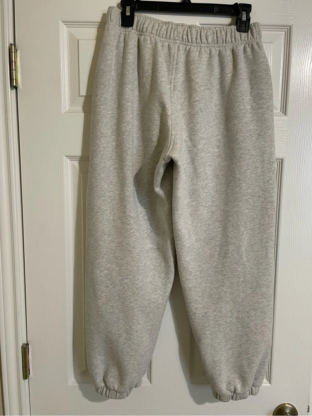 Lululemon Women’s Gray Sweatpants